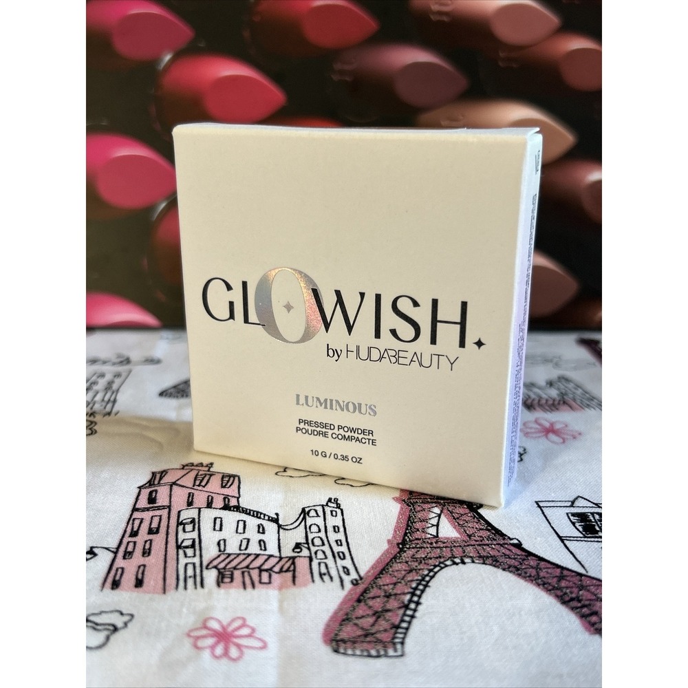 GloWish by Huda Beauty Lightweight Blurring Pressed Powder 09 Extra Tan